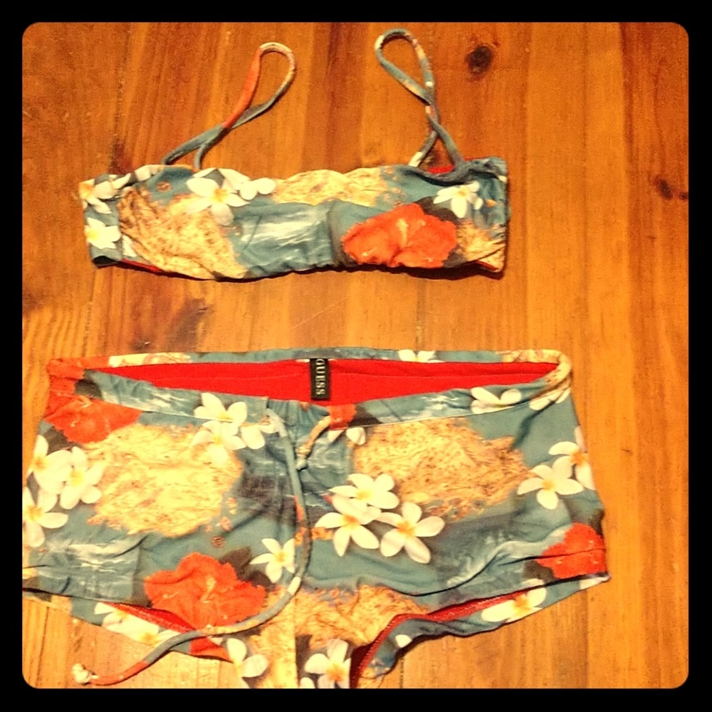 Guess shorts 👙 bikini